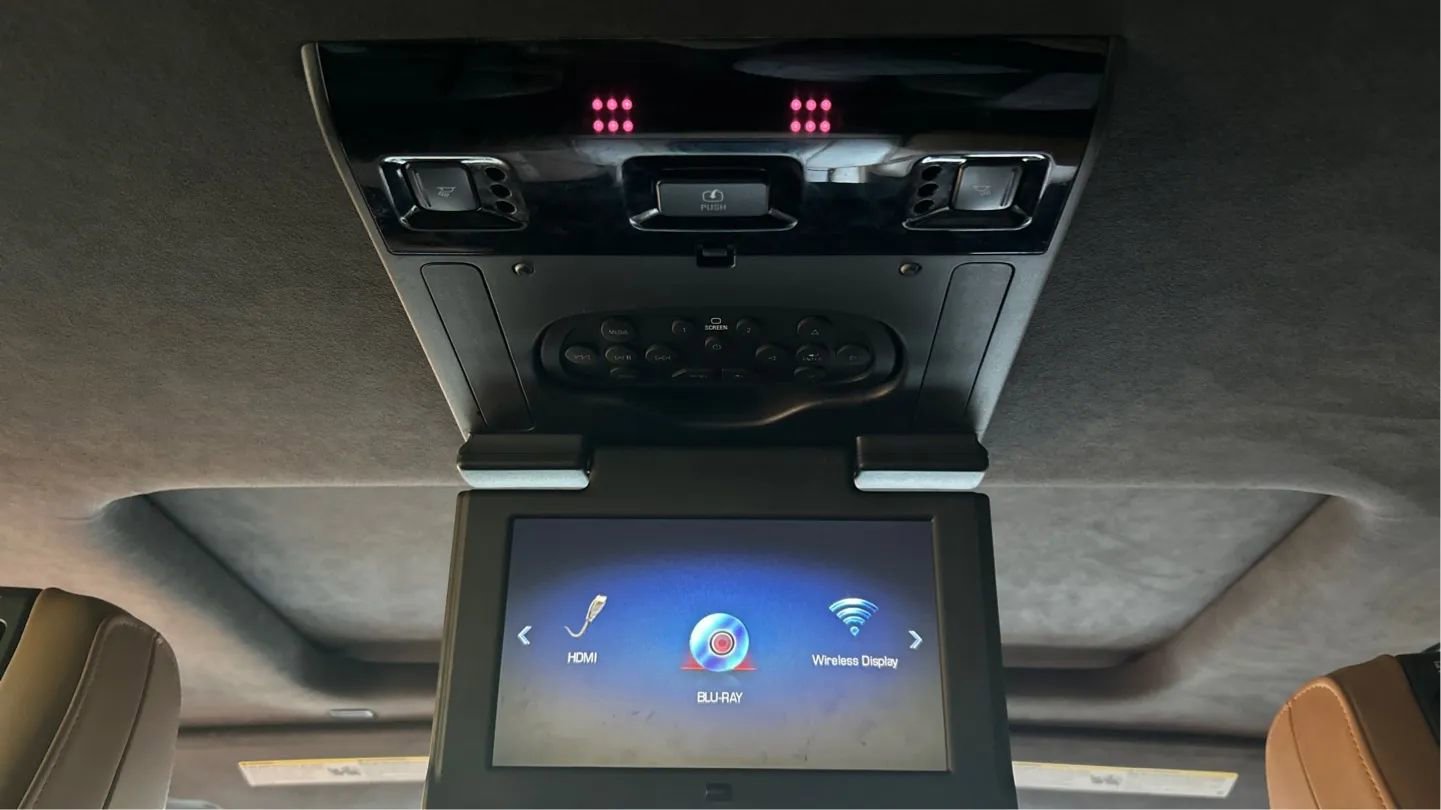 Used 2016 Cadillac Escalade 2WD image 17
