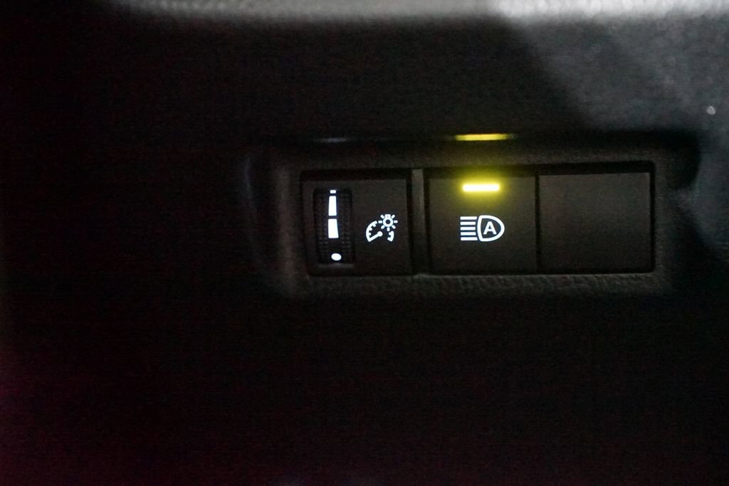 Certified 2025 Toyota RAV4 LE image 24