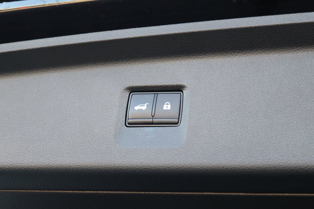 Certified 2025 INFINITI QX60 Luxe w/ Vision Package image 28