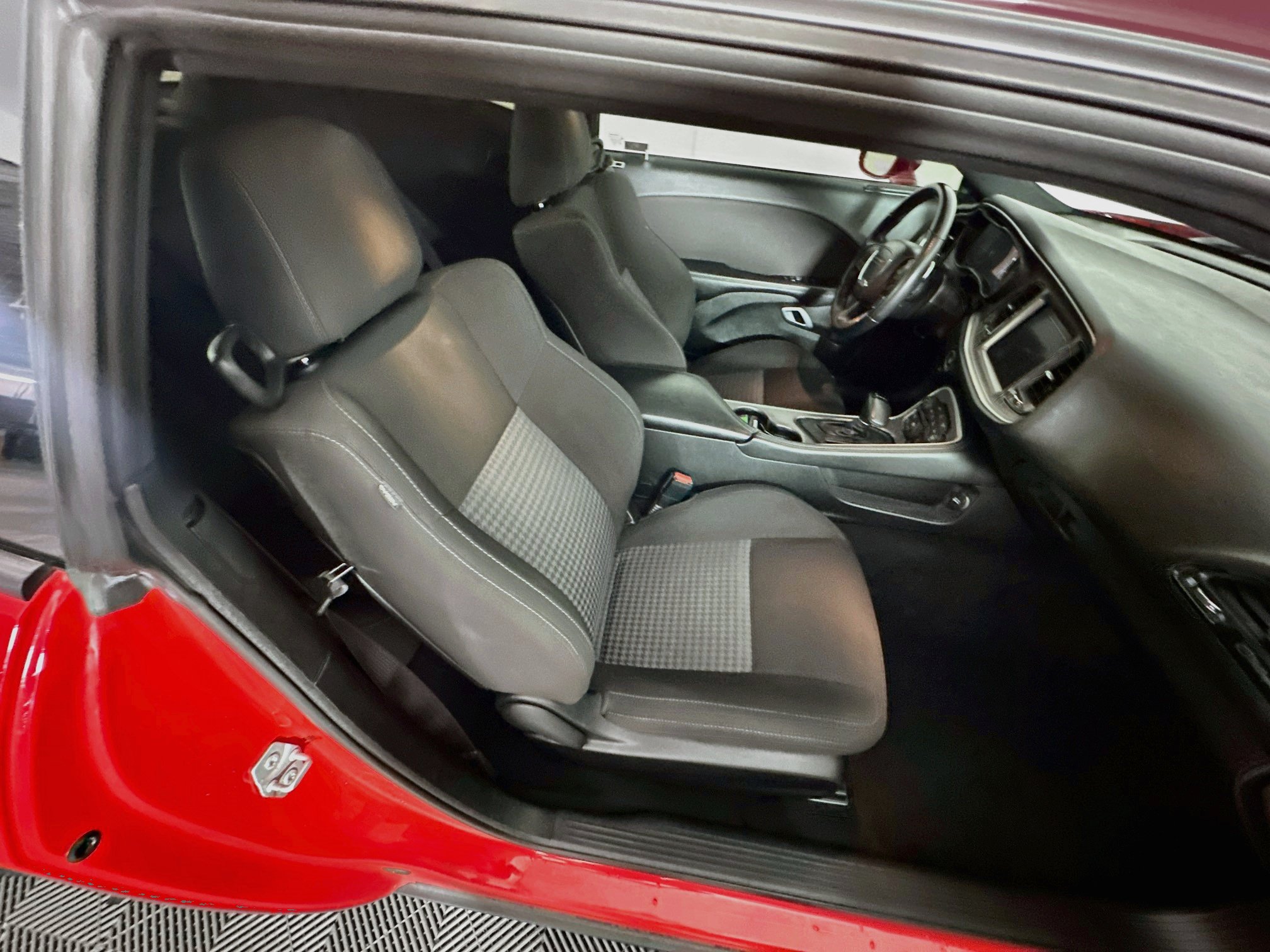 Used 2022 Dodge Challenger R/T w/ Blacktop Package RWD image 28