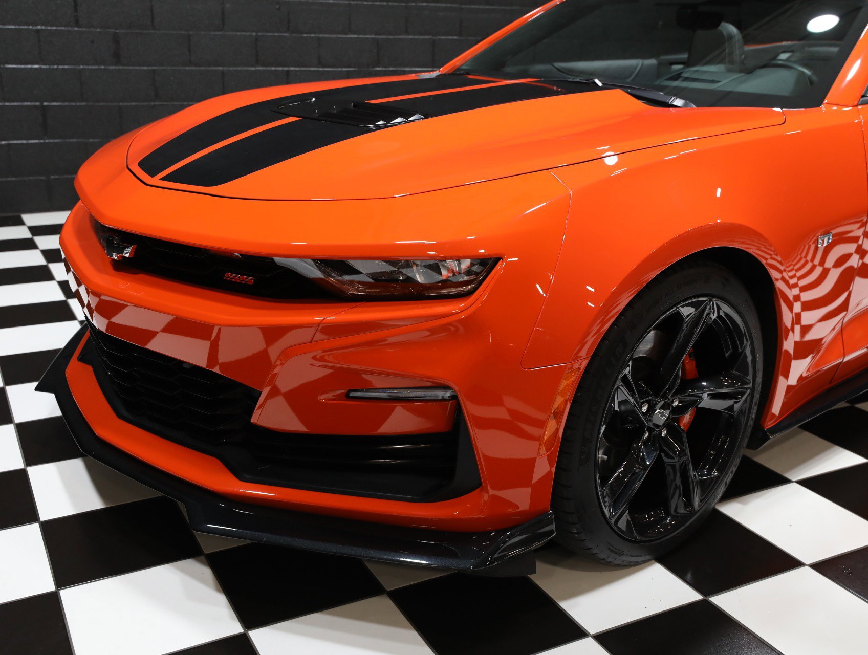Used 2020 Chevrolet Camaro SS RWD image 14