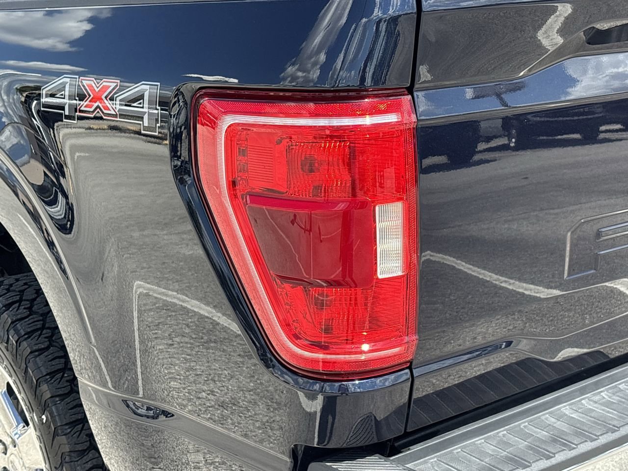 Used 2023 Ford F150 XLT w/ Equipment Group 302A High image 7