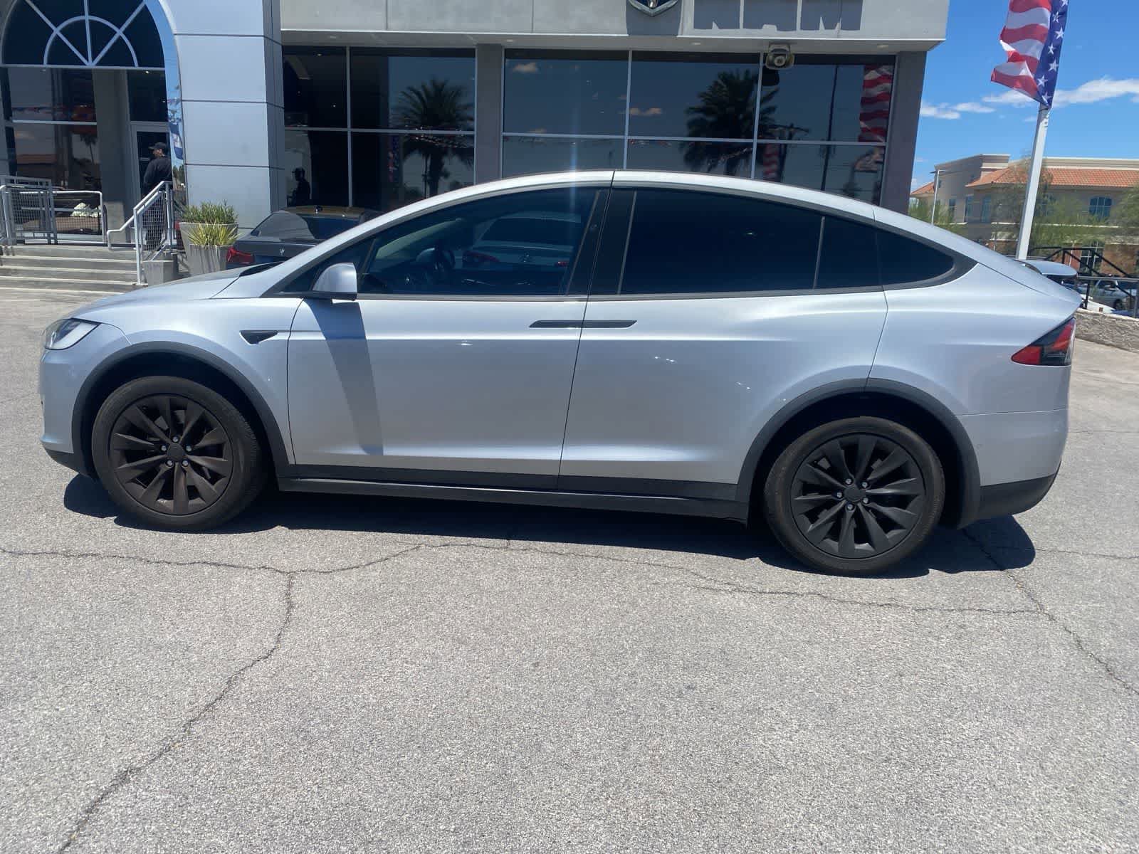 Used 2018 Tesla Model X 75D AWD/4WD image 10