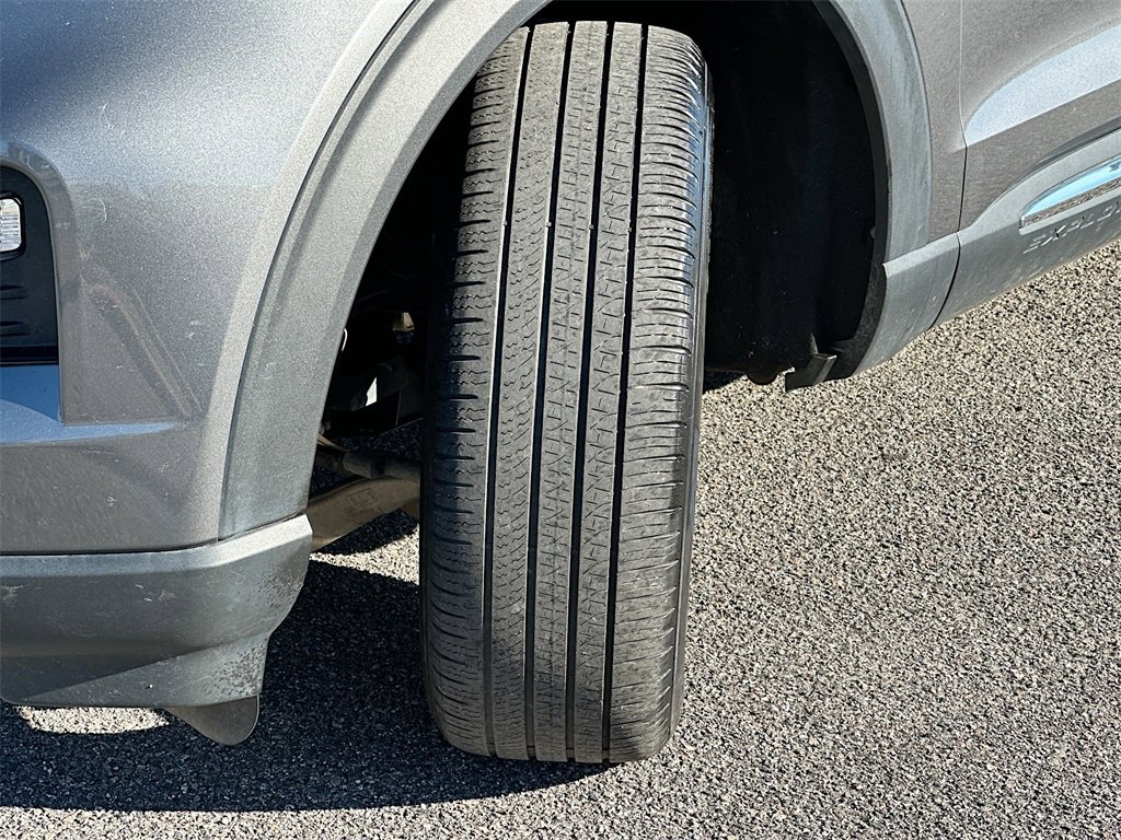 Certified 2023 Ford Explorer XLT w/ Equipment Group 202A image 25