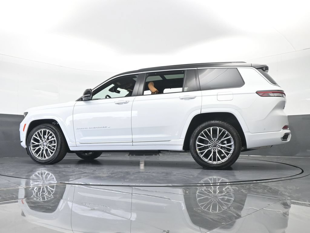 Used 2025 Jeep Grand Cherokee L Summit AWD/4WD image 57