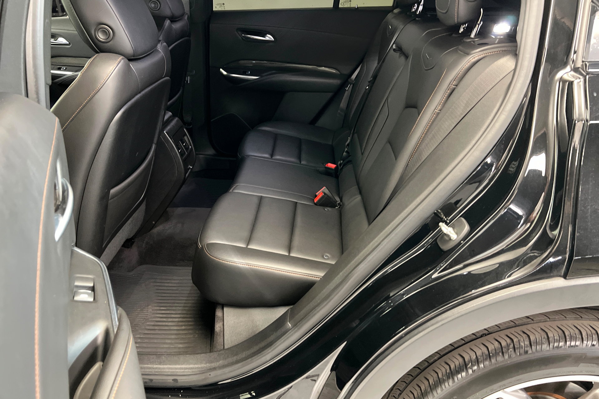 Used 2019 Cadillac XT4 Sport FWD image 23