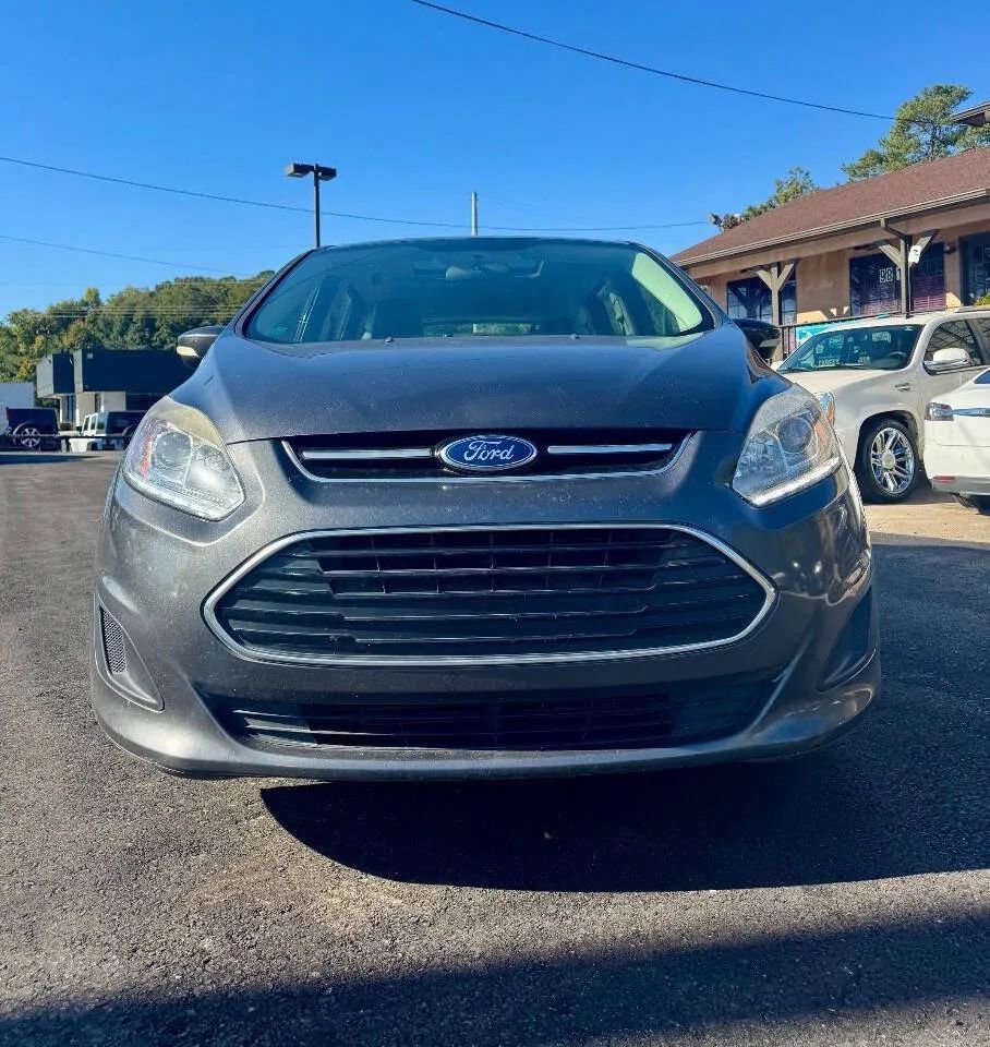 Used 2017 Ford C-MAX Energi SE w/ Equipment Group 402A image 6