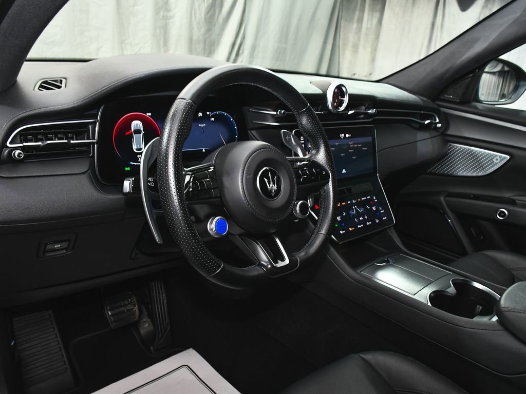 Used 2024 Maserati Grecale GT AWD/4WD image 25