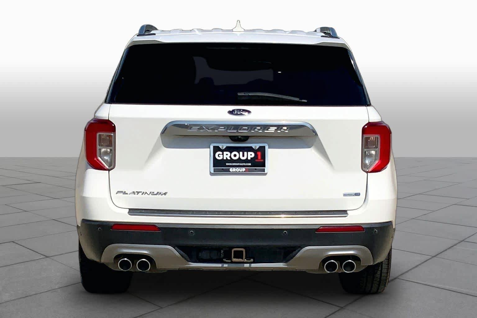Used 2020 Ford Explorer Platinum w/ Premium Technology Package AWD/4WD image 5