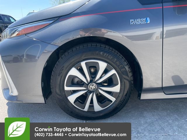 Used 2017 Toyota Prius Prime Premium FWD image 27