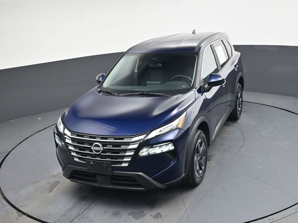 Used 2025 Nissan Rogue SV image 35