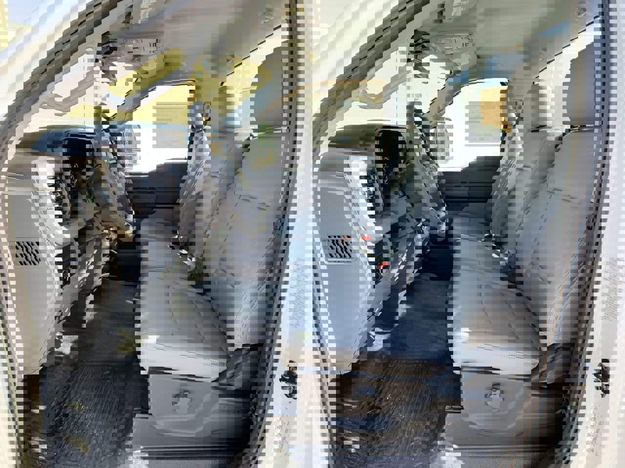 New 2026 Ford F250 XL w/ XL Chrome Package image 23