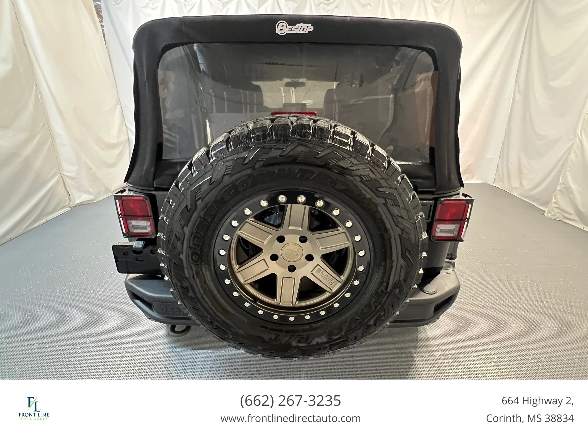 Used 2018 Jeep Wrangler Unlimited Sport AWD/4WD image 6