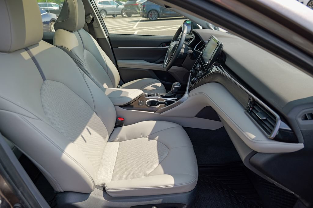 Used 2023 Toyota Camry XLE w/ Navigation Package AWD/4WD image 35