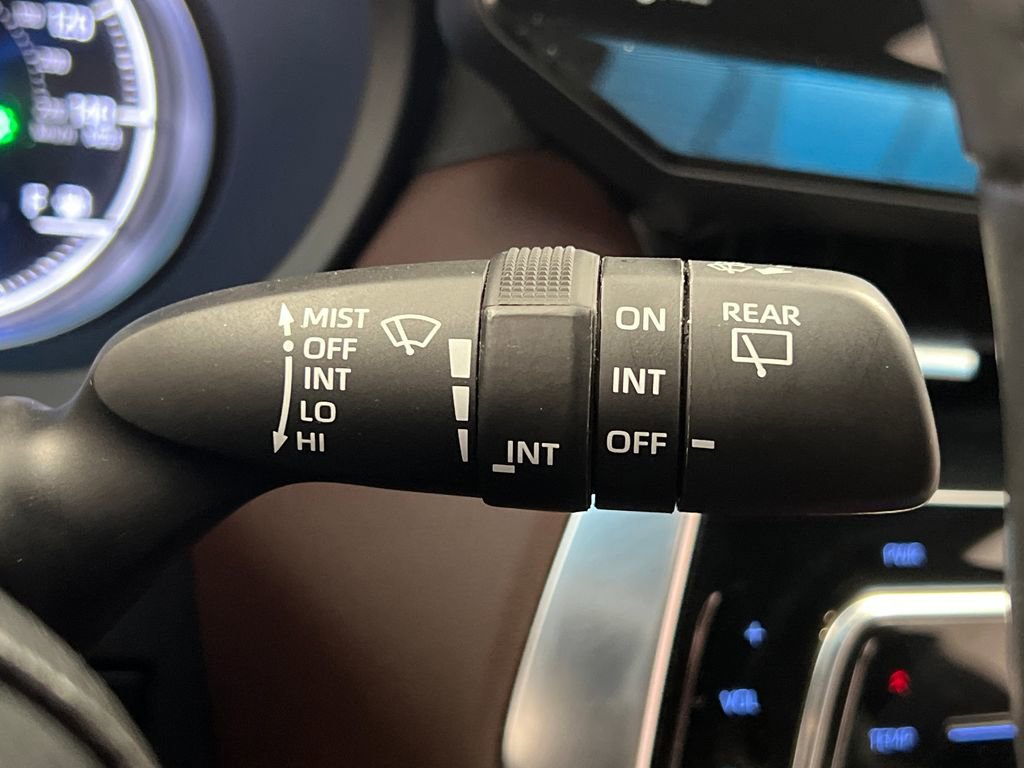Used 2022 Toyota Venza Limited AWD/4WD image 41