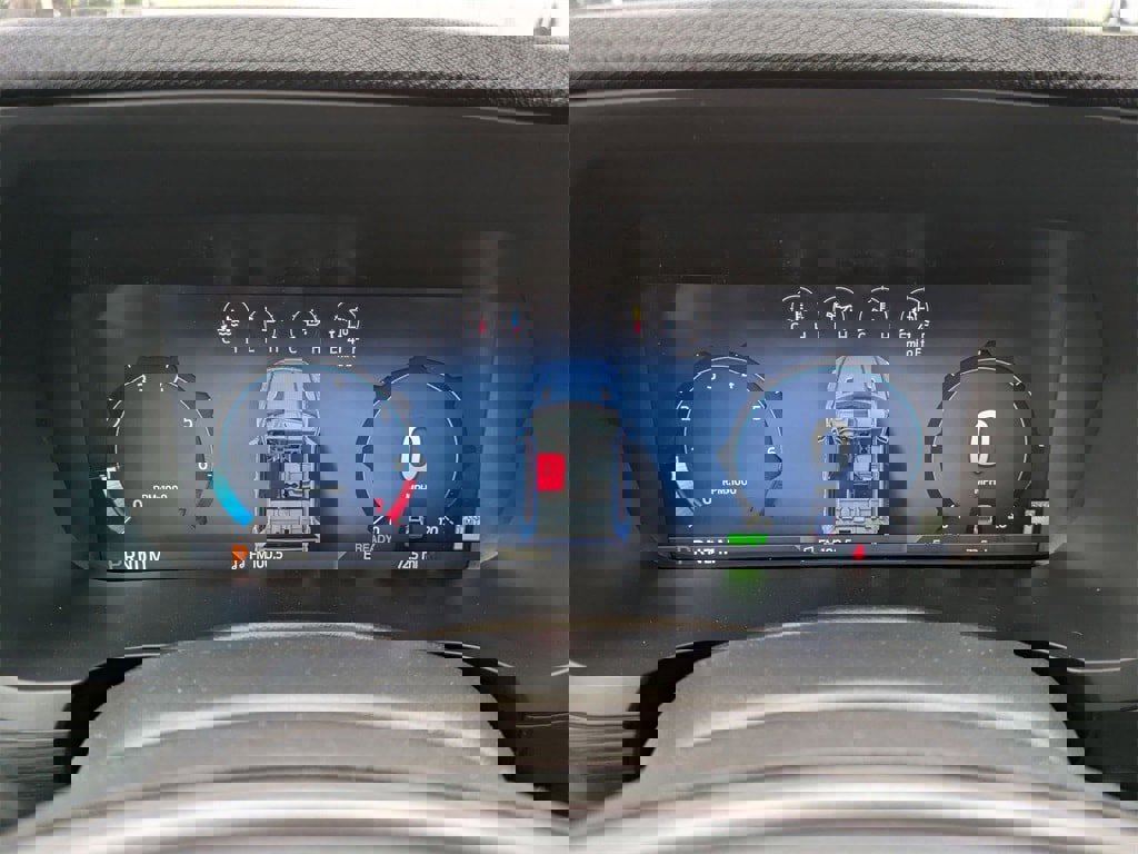 New 2025 Ford F150 XLT w/ Equipment Group 302A MID image 11