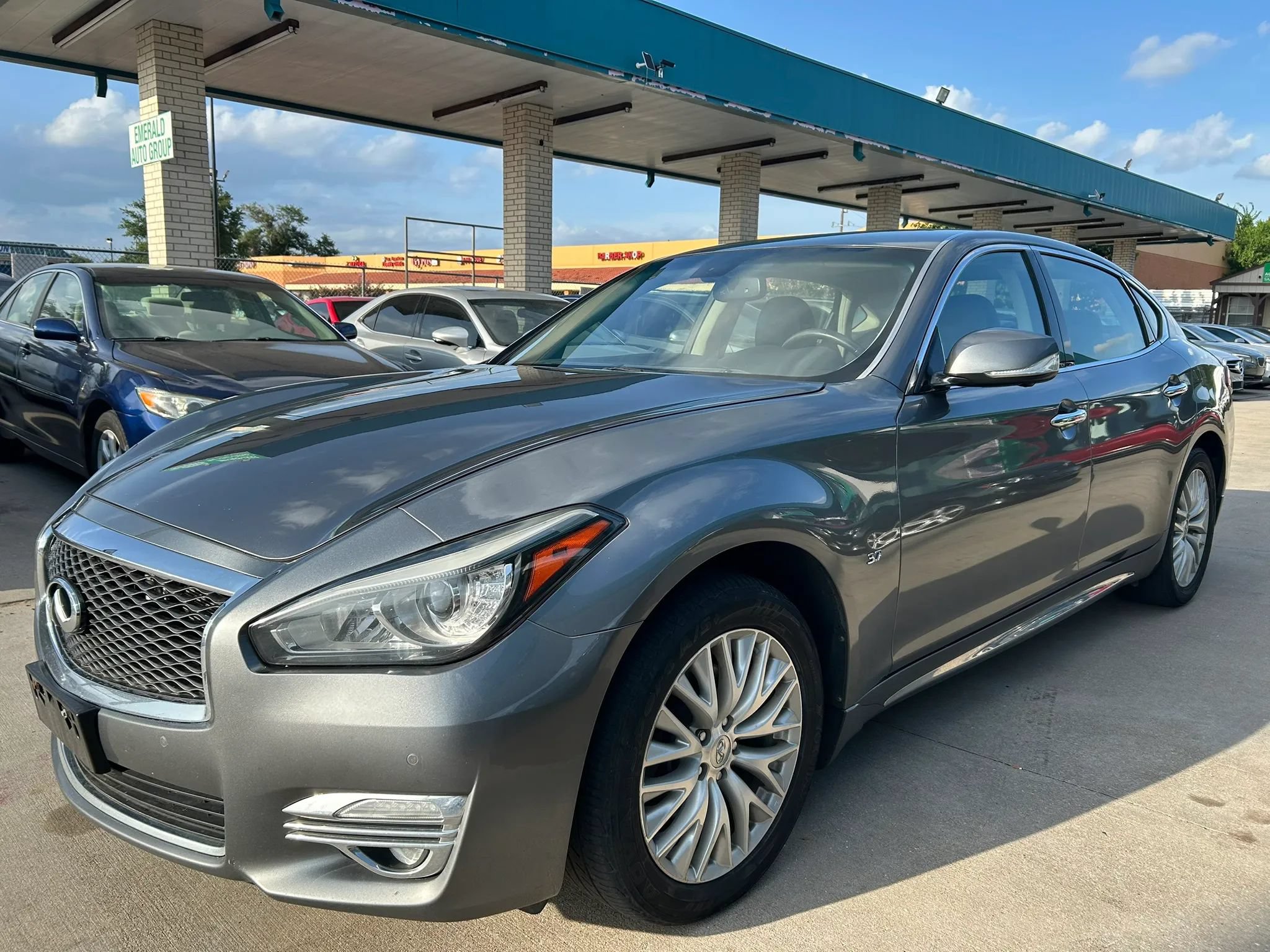 Used 2019 INFINITI Q70 L 3.7