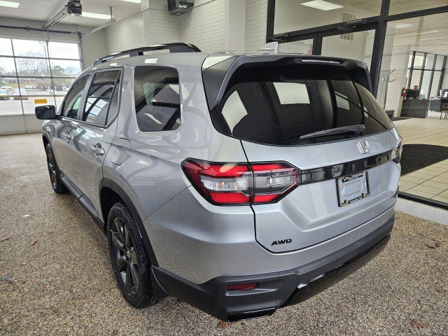 New 2026 Honda Pilot Sport image 4