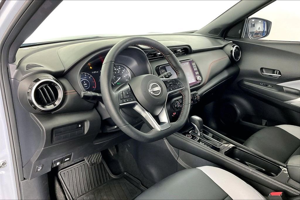 Certified 2024 Nissan Kicks SR w/ SR Premium Package FWD image 18