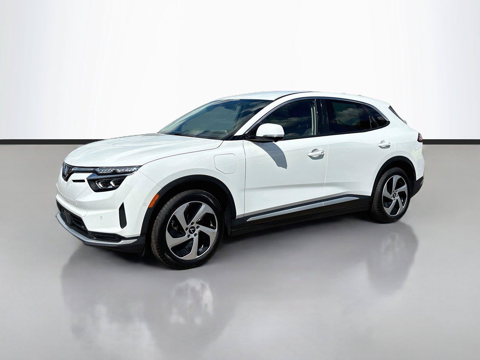 New 2027 VinFast VF 8 Eco AWD/4WD image 3