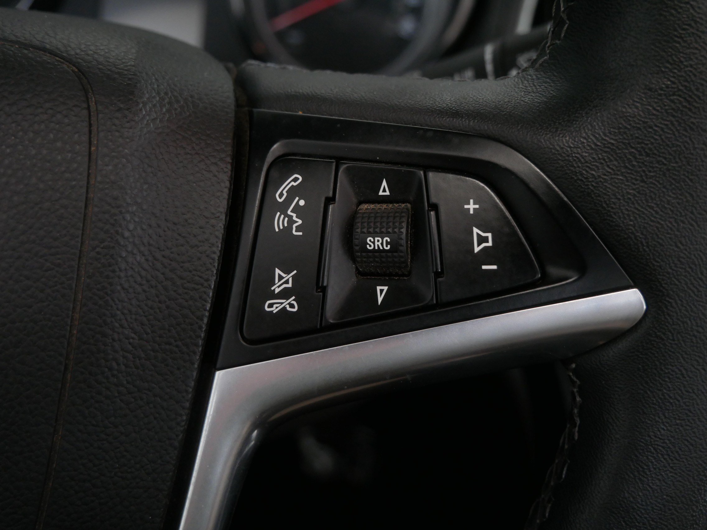 Used 2018 Buick Cascada Premium FWD image 22