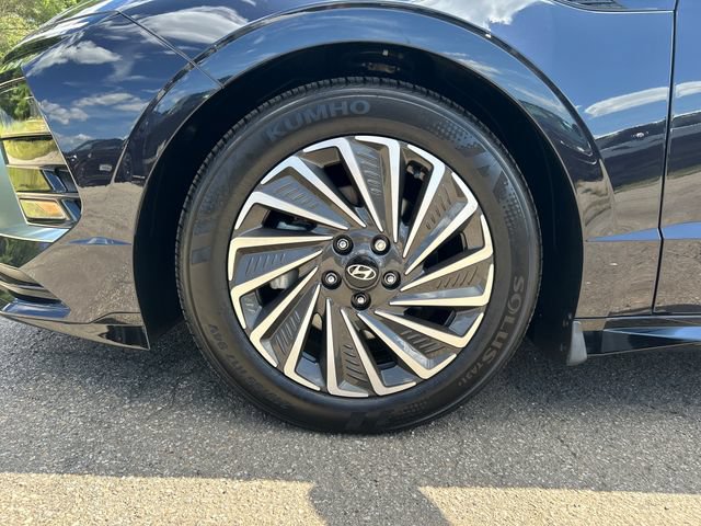 Used 2025 Hyundai Sonata SEL FWD image 10