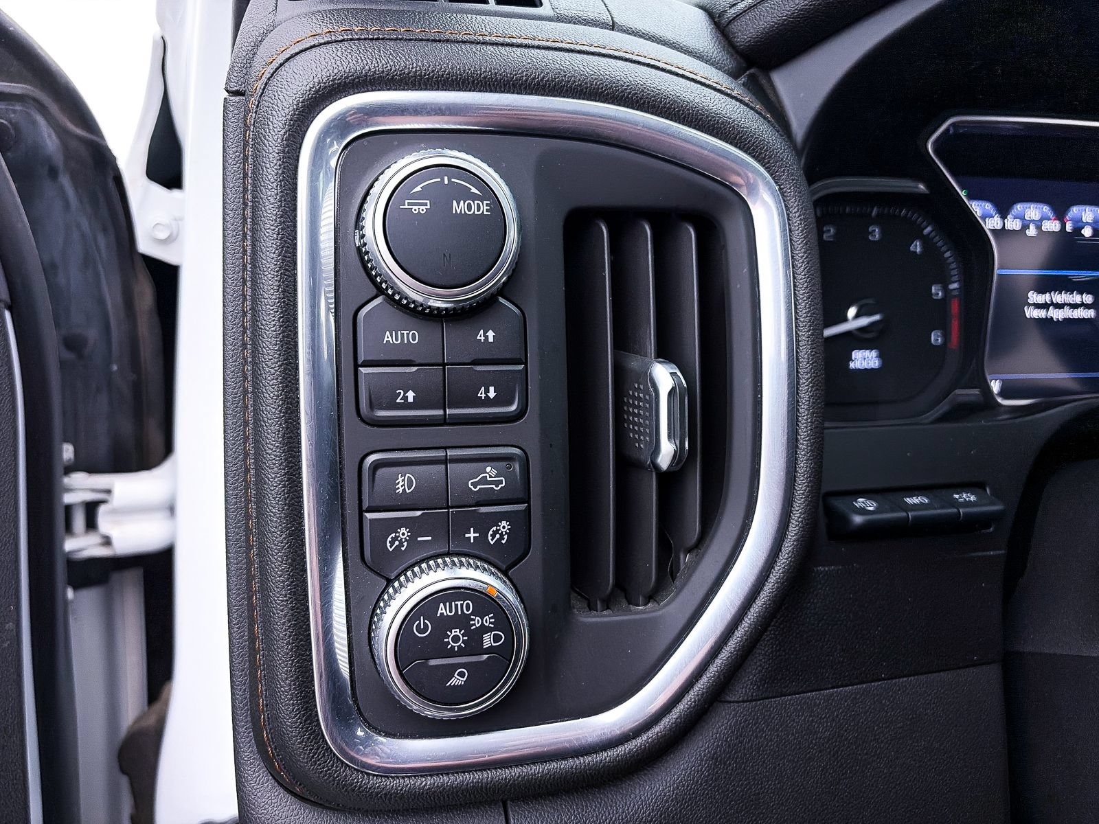 Used 2021 GMC Sierra 1500 AT4 w/ AT4 Premium Package AWD/4WD image 5