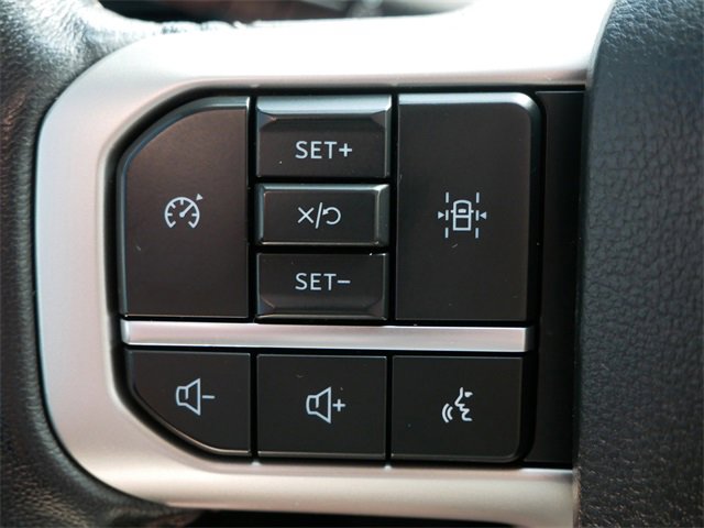 Used 2024 Ford Expedition XLT image 18