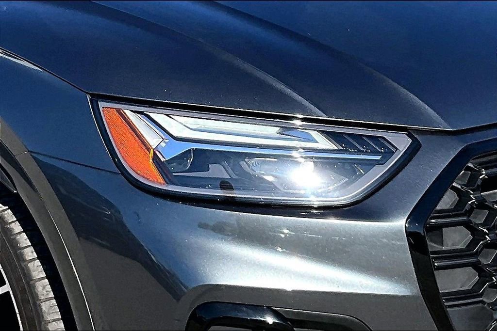 Certified 2023 Audi SQ5 Premium Plus w/ Premium Plus Package image 12