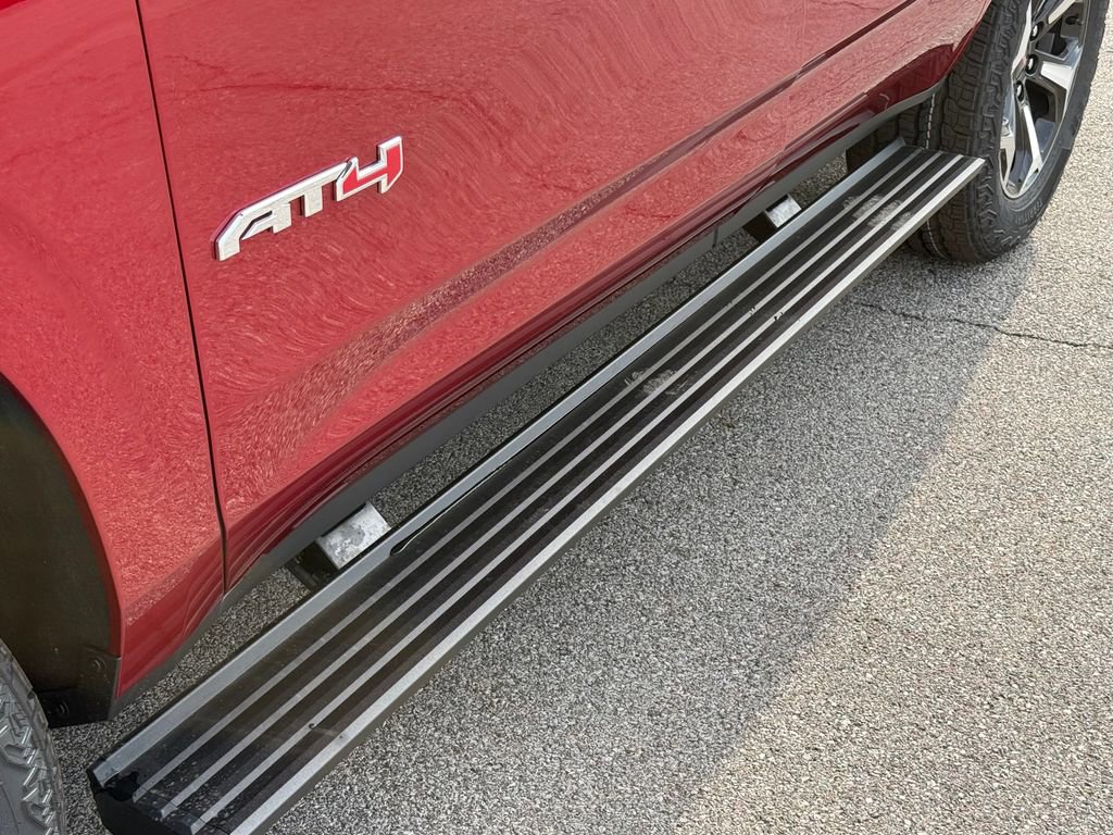 New 2026 GMC Yukon AT4 w/ AT4 Premium Plus Package image 7
