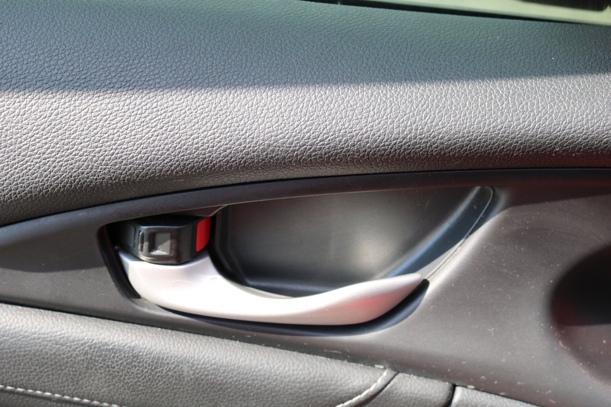 Used 2018 Honda Civic EX-L image 13