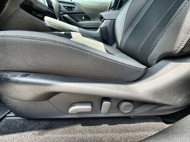 Used 2026 Subaru Crosstrek 2.5i Premium AWD/4WD image 12