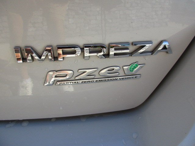 Used 2013 Subaru Impreza 2.0i Premium w/ All-Weather Pkg AWD/4WD image 8