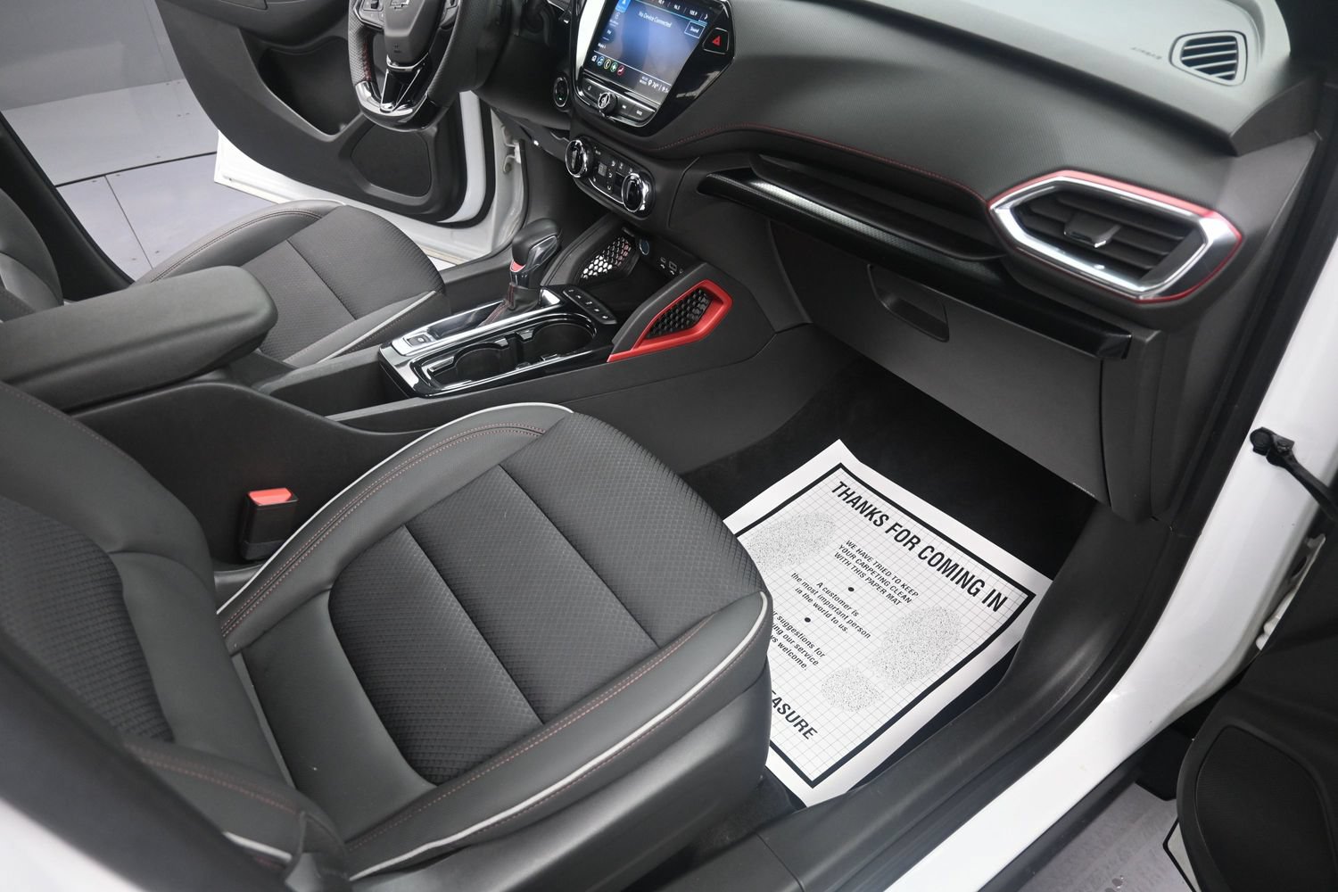 Used 2023 Chevrolet TrailBlazer RS w/ Convenience Package FWD image 35
