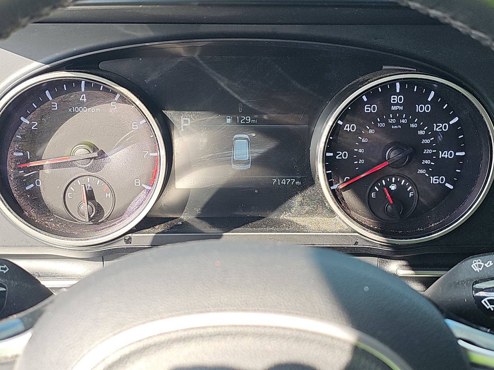 Used 2022 Kia Carnival LX FWD image 10