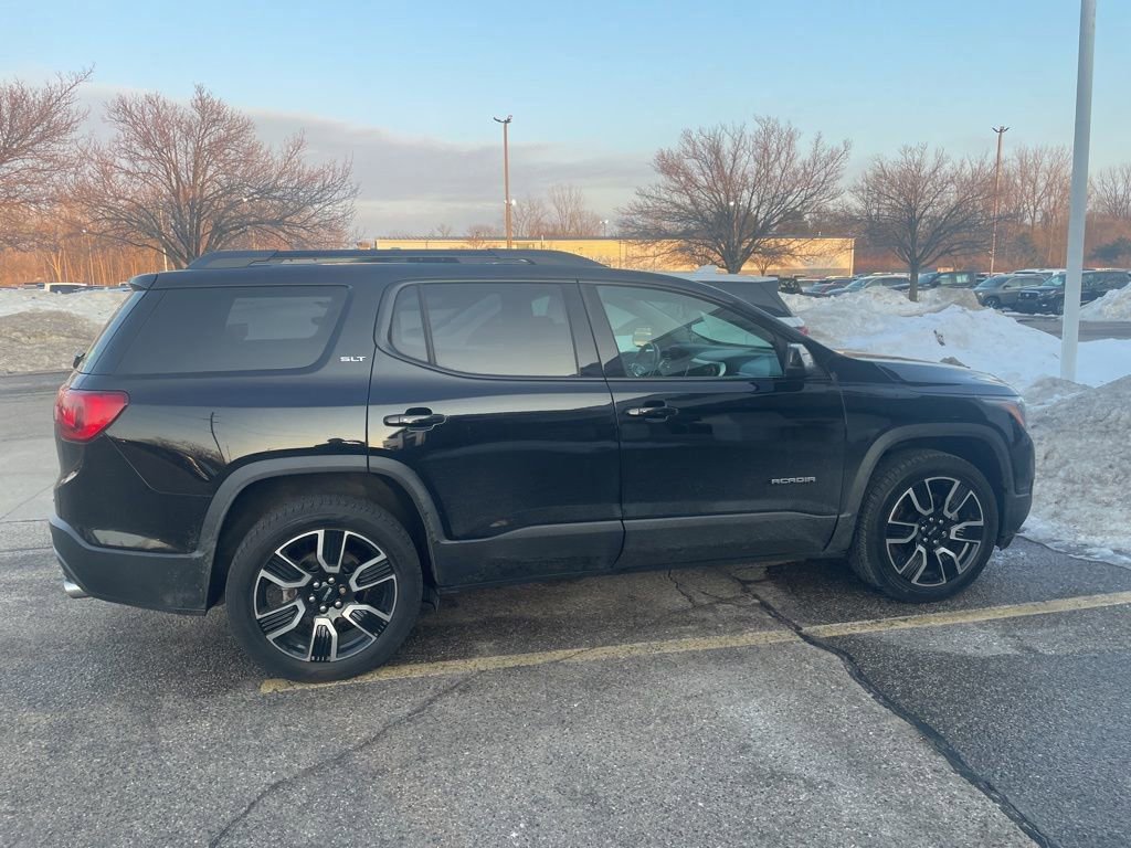 Used 2019 GMC Acadia SLT w/ Black Edition image 8