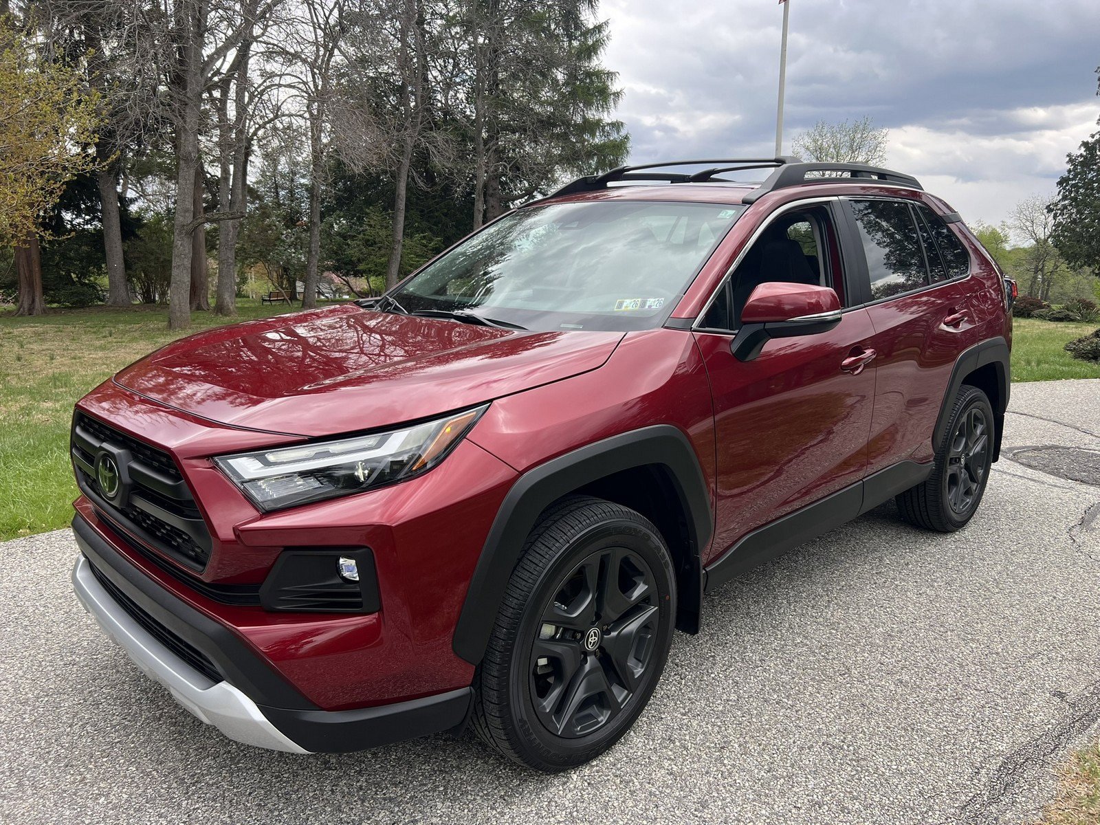 Used 2024 Toyota RAV4 Adventure w/ Convenience Package AWD/4WD image 4