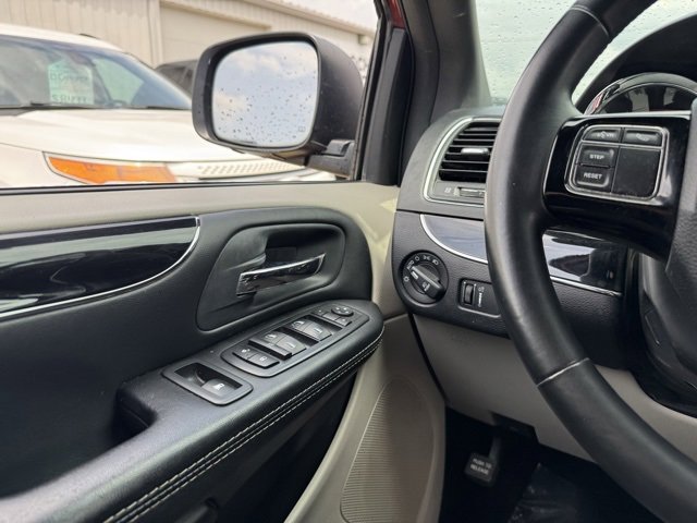 Used 2019 Dodge Grand Caravan SXT image 20