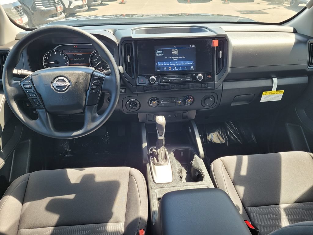 New 2023 Nissan Frontier SV w/ SV Convenience Package RWD image 7