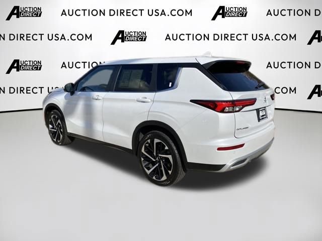Used 2024 Mitsubishi Outlander SE image 7