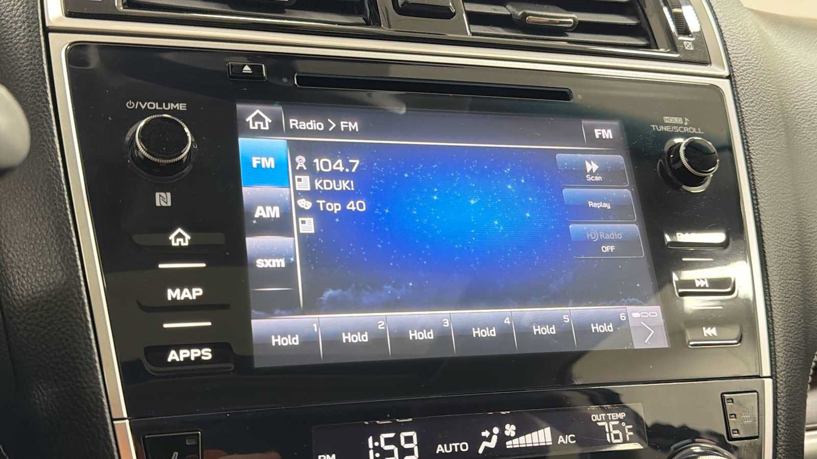 Used 2018 Subaru Outback 2.5i Touring w/ Popular Package #3 AWD/4WD image 18