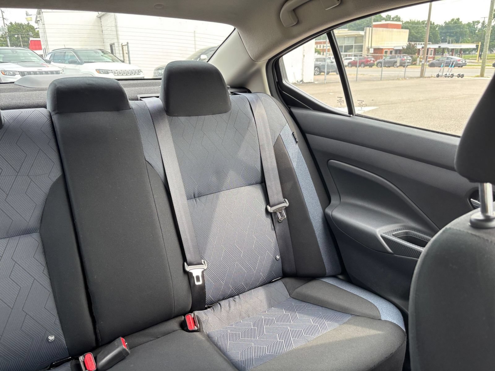 Used 2025 Nissan Versa SV FWD image 36