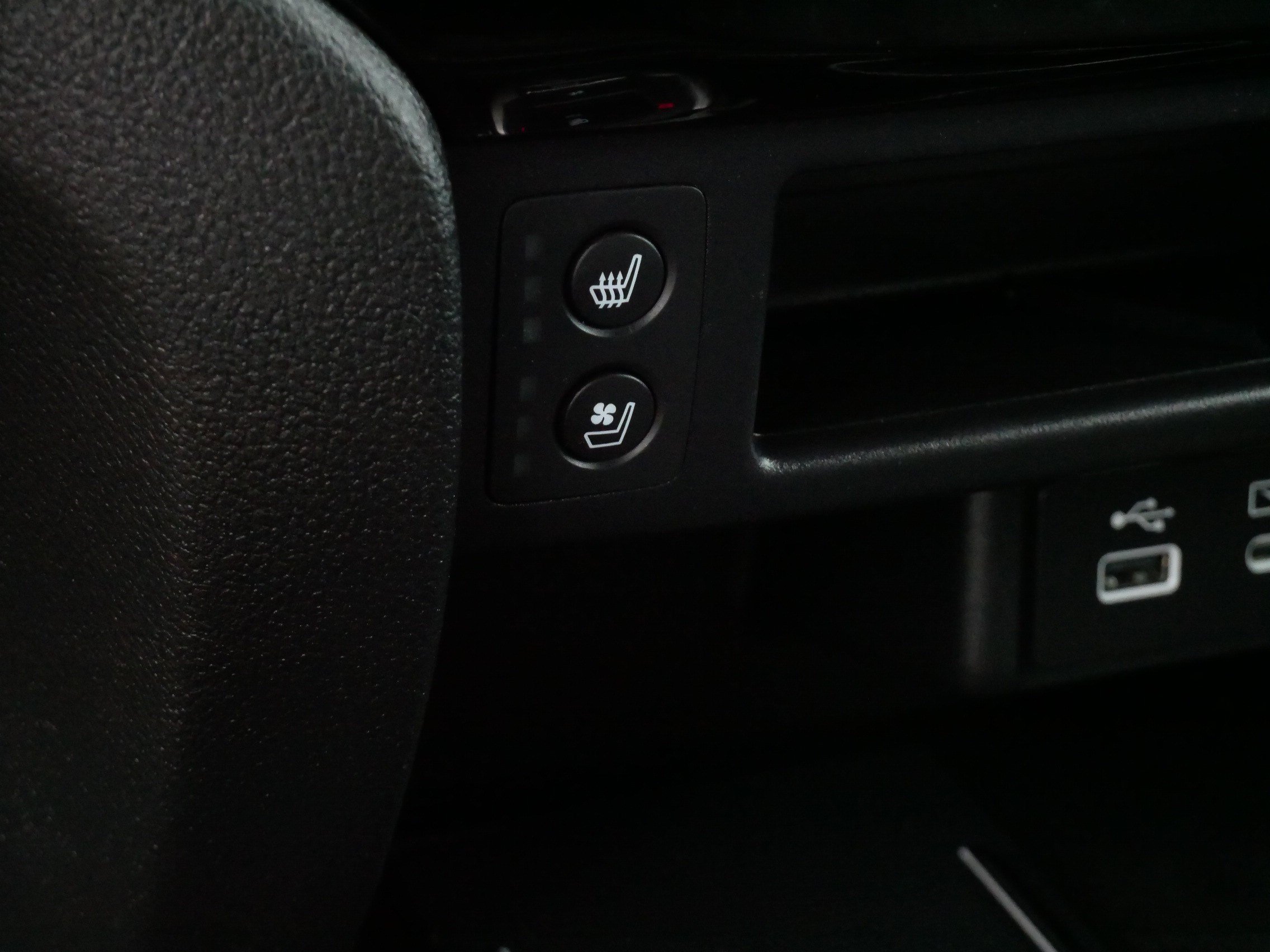 Used 2024 Honda Ridgeline Black Edition image 32