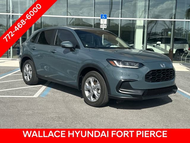 Used 2025 Honda HR-V LX image 4