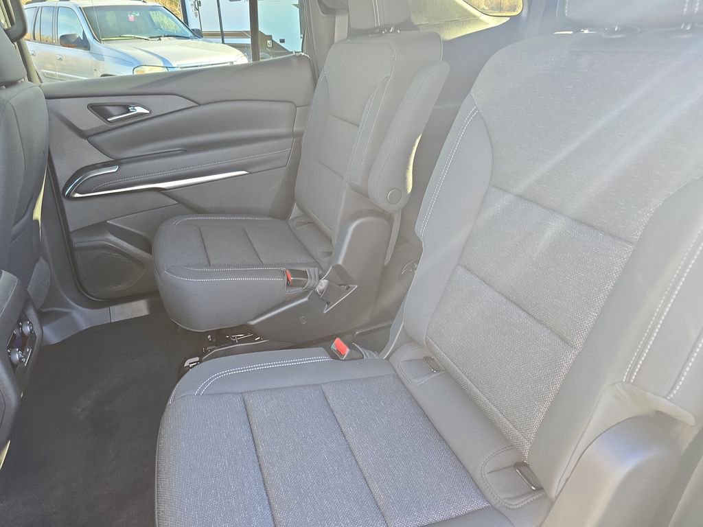 New 2026 Chevrolet Traverse LT w/ Driver Confidence Package FWD image 14