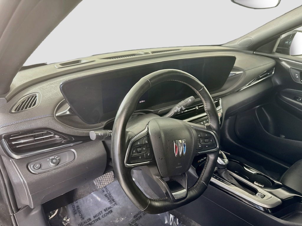 Used 2024 Buick Envista Sport Touring w/ Convenience I Package FWD image 22