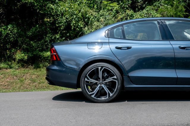 Used 2024 Volvo S60 B5 Ultimate w/ Climate Package AWD/4WD image 6
