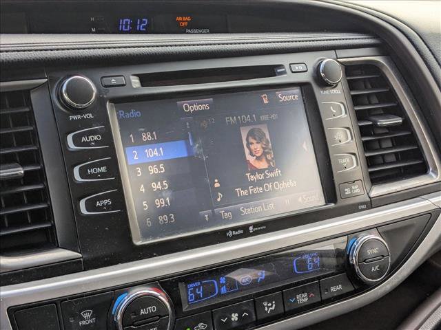 Used 2015 Toyota Highlander XLE image 13