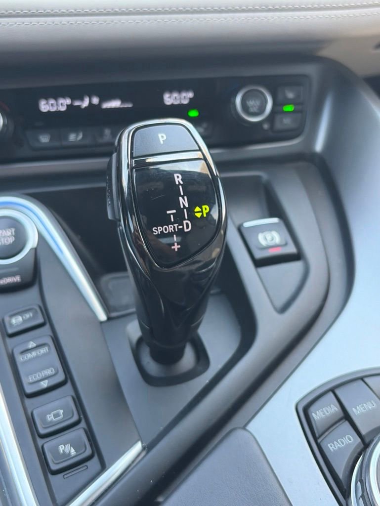 Used 2015 BMW i8 AWD/4WD image 17