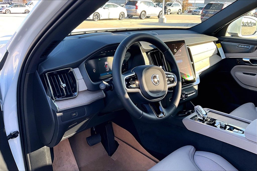 New 2026 Volvo XC90 B6 Ultra w/ Protection Package AWD/4WD image 22